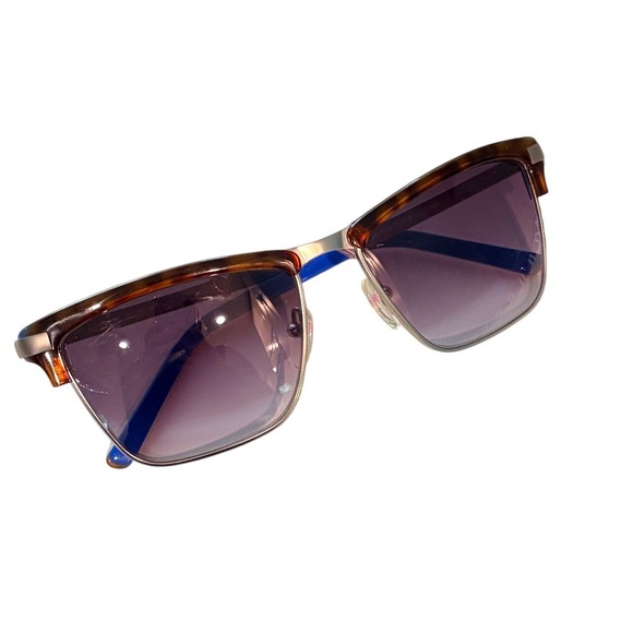 Agatha Ruiz De La Prada Accessories - Agatha Ruiz De La Prada Sunglasses AR 21259 Tortoise Blue Heart Metal Frames